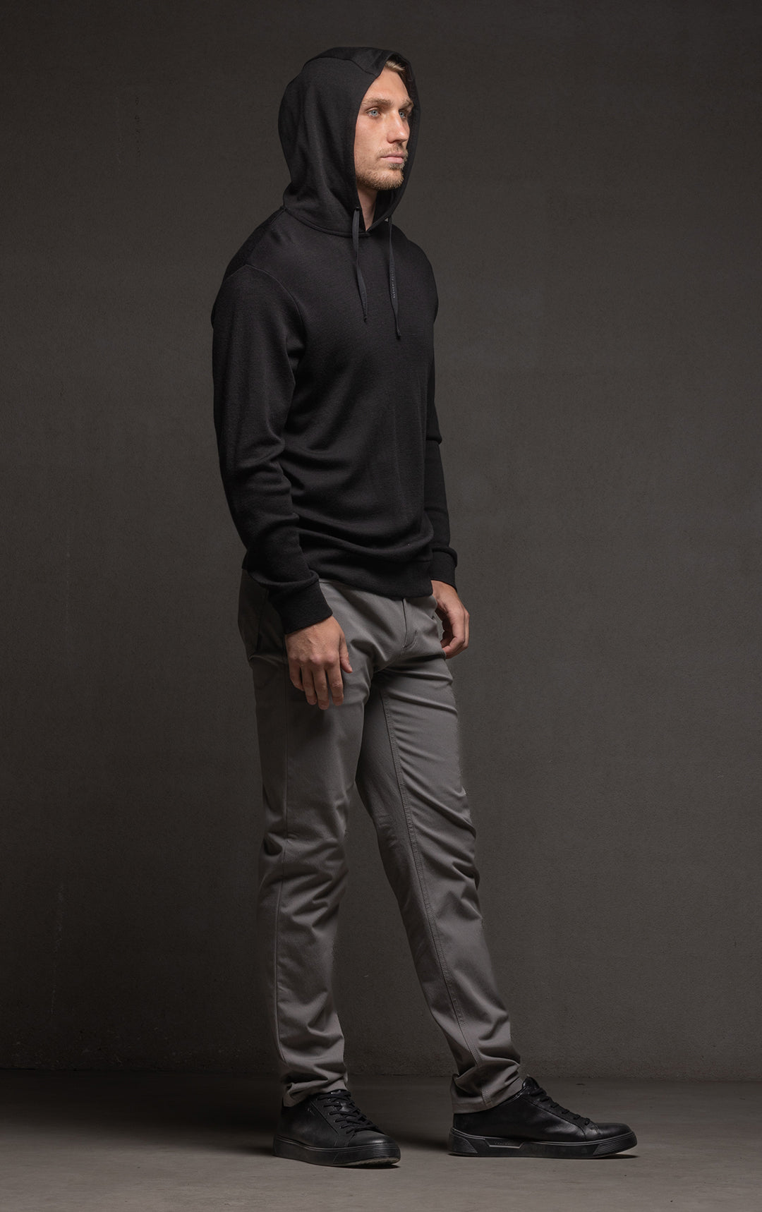 320GSM MERINO HOODED PULLOVER