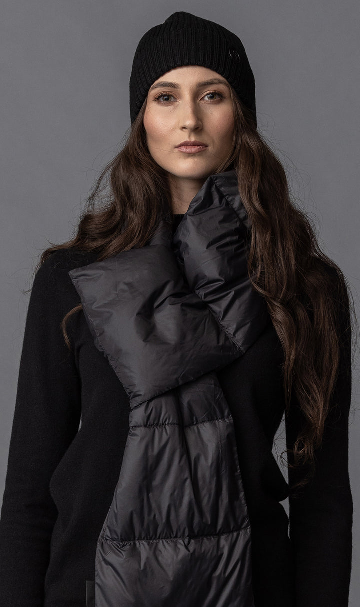 DOWN POCKET SCARF
