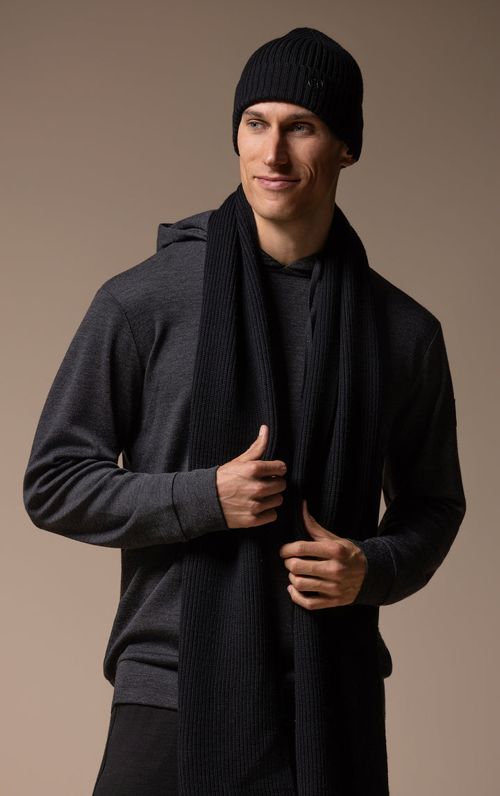 320GSM MERINO HOODED PULLOVER