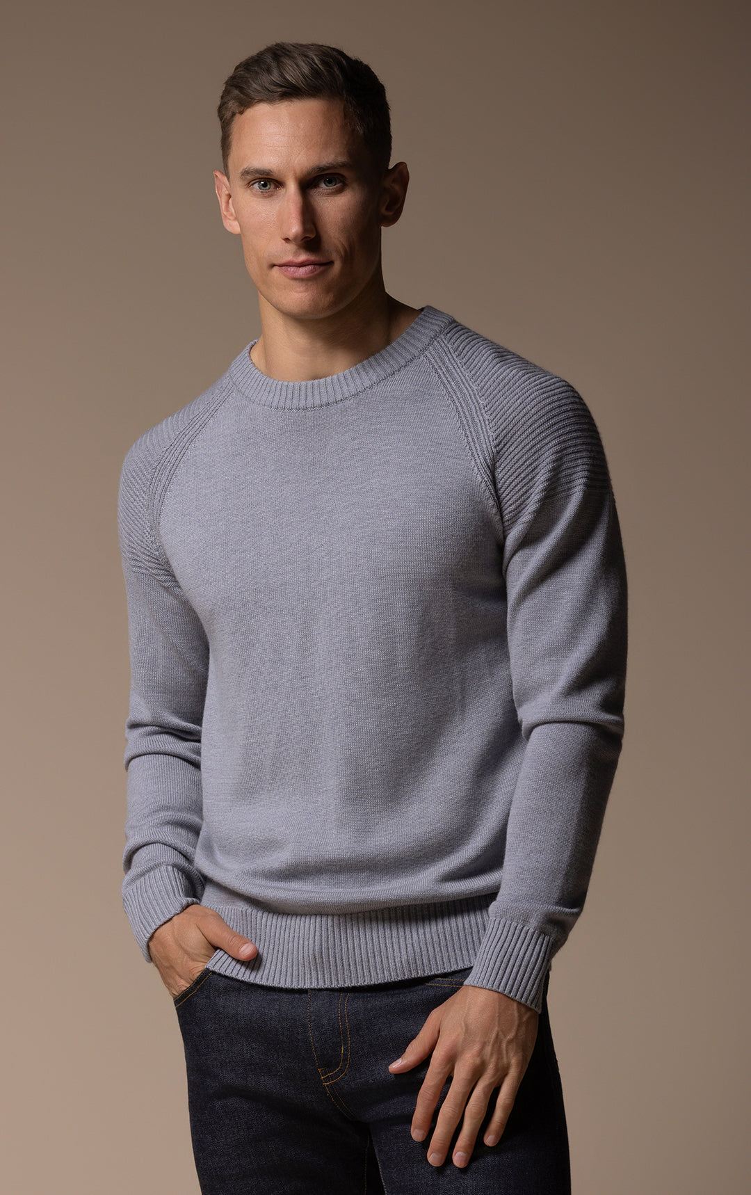 7 GAUGE MERINO CREW