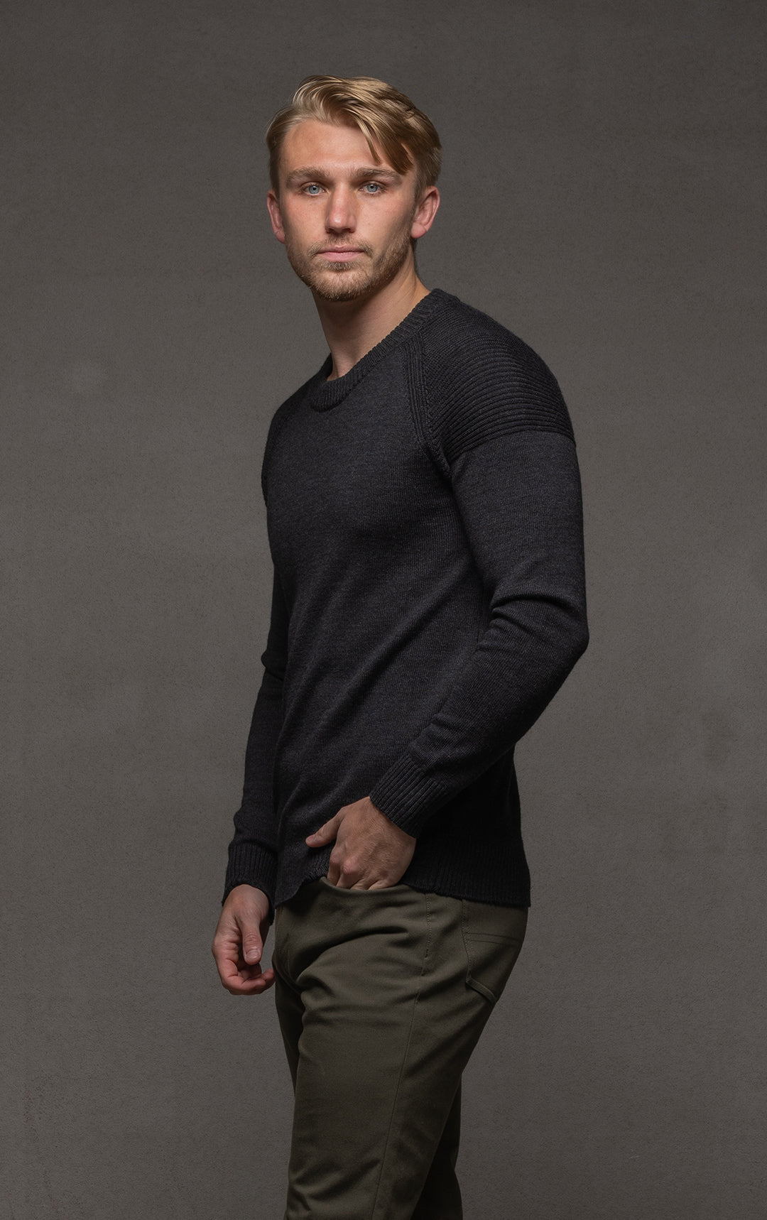 7 GAUGE MERINO CREW