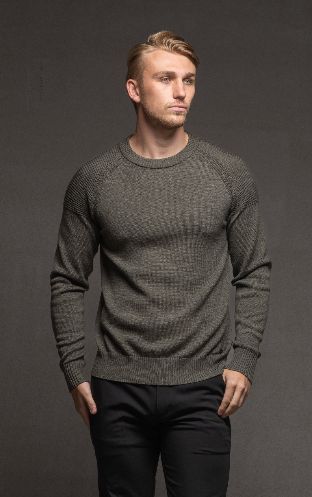 7 GAUGE MERINO CREW