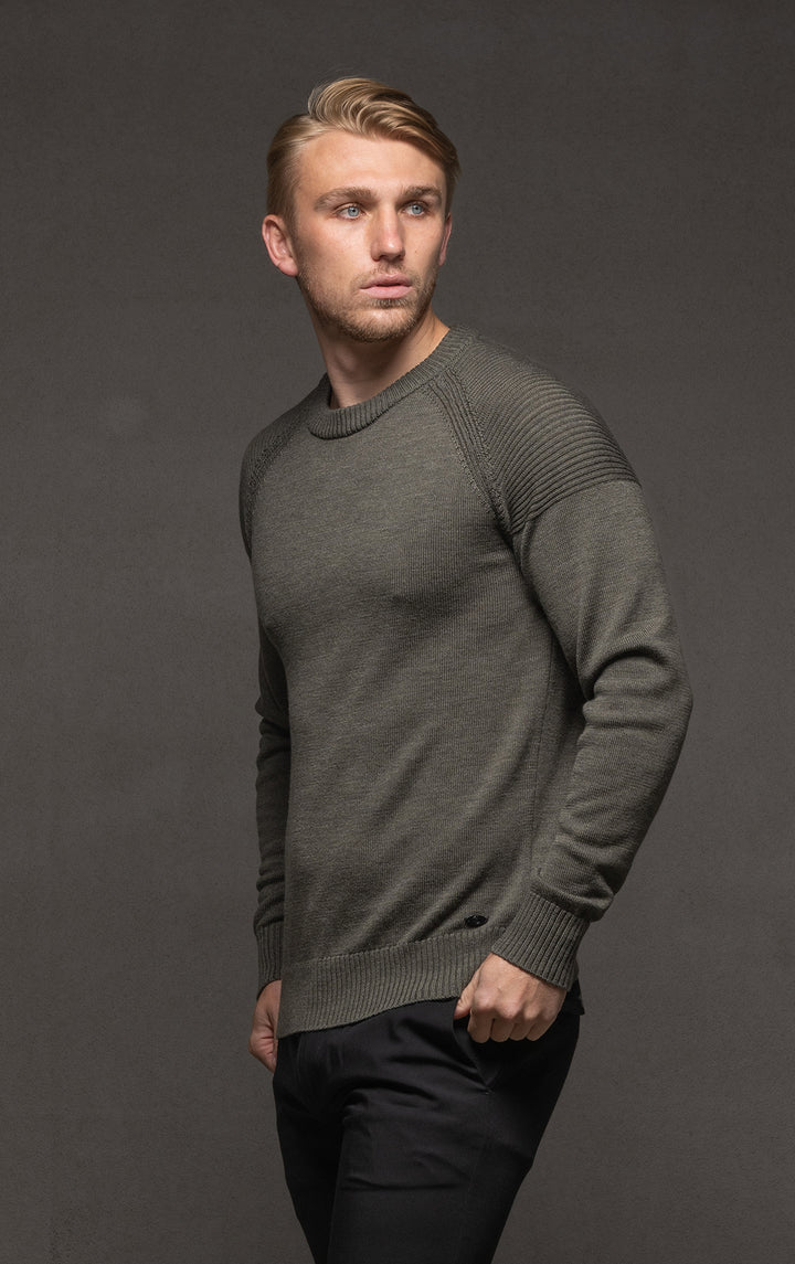 7 GAUGE MERINO CREW