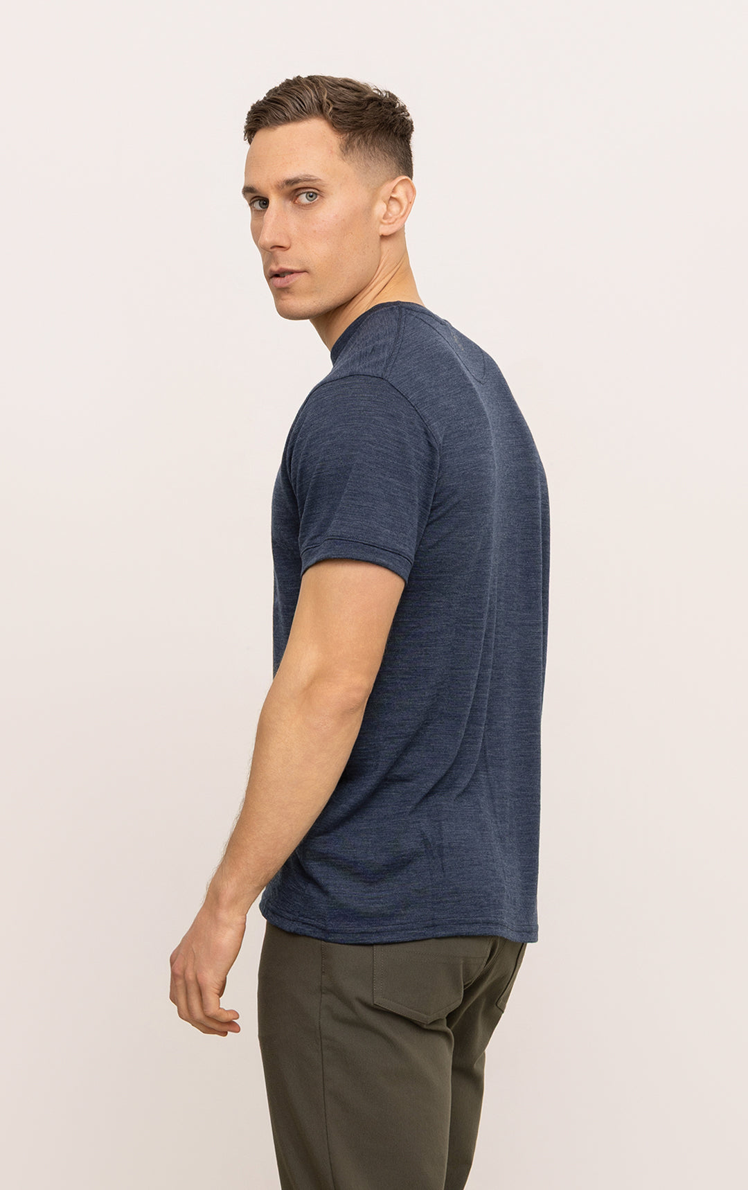 180GSM MERINO V TEE