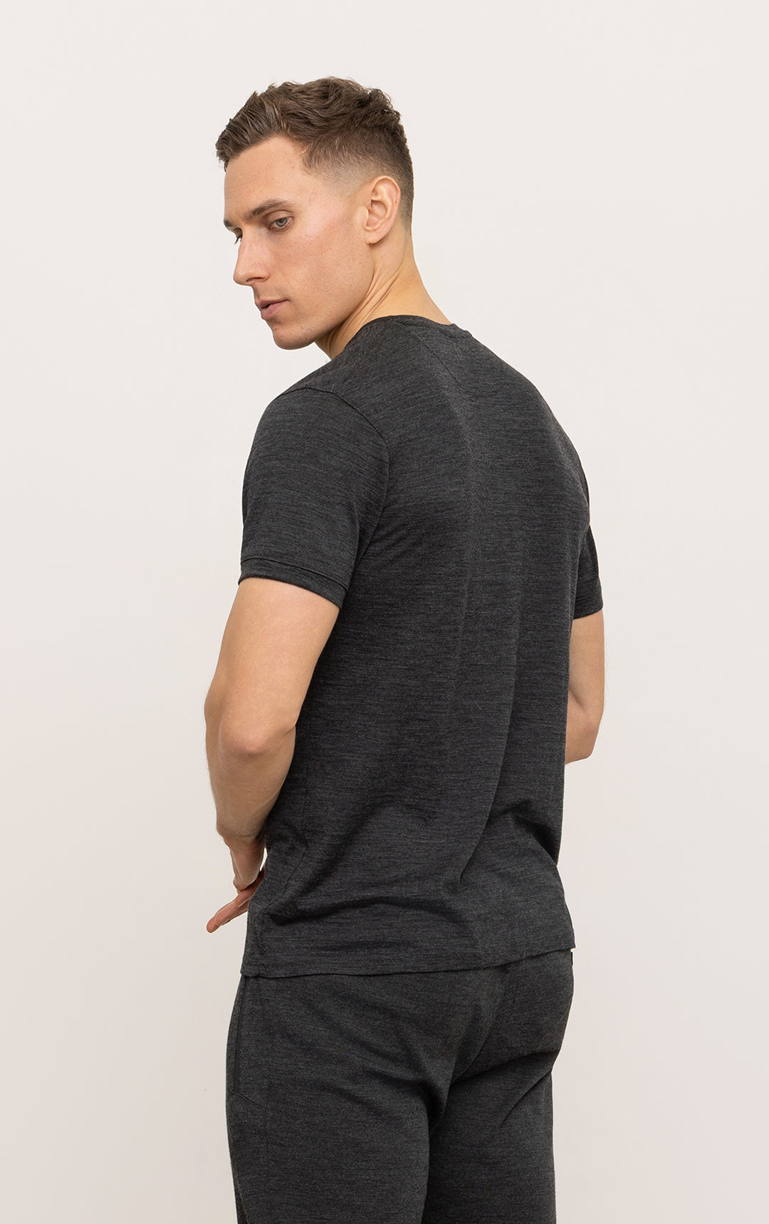 180GSM MERINO V TEE