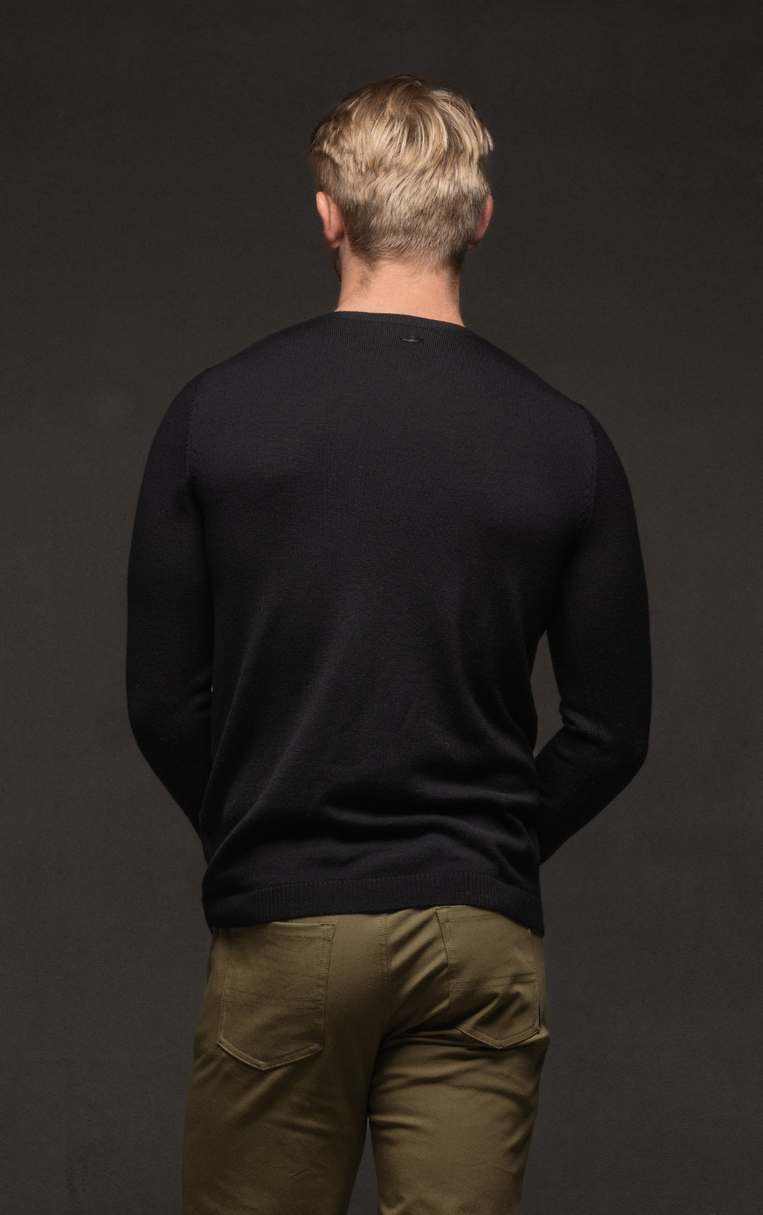 12GG MERINO V-NECK SWEATER
