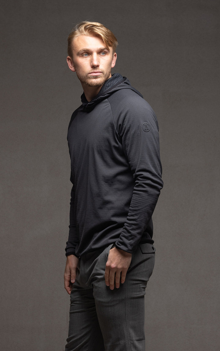 PERFORMANCE LIGHTWEIGHT HOODY
