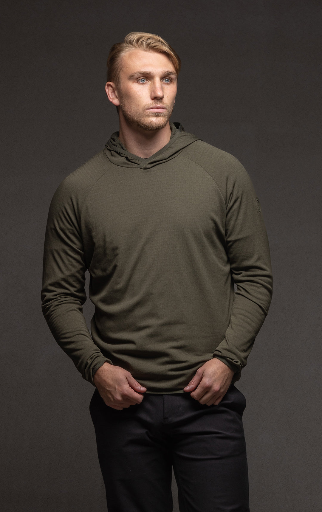 PERFORMANCE LIGHTWEIGHT HOODY