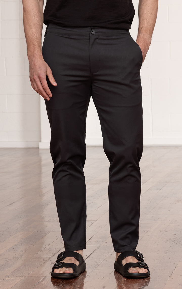 PERFORMANCE TWILL JOGGER - CLEARANCE