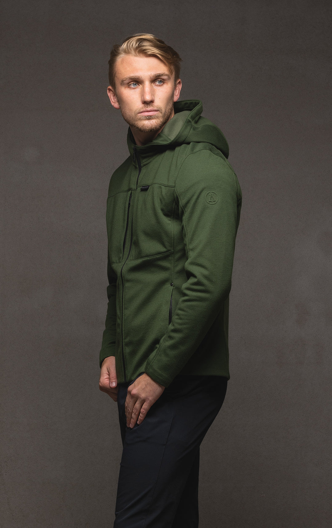 HOODED SOFTSHELL JACKET