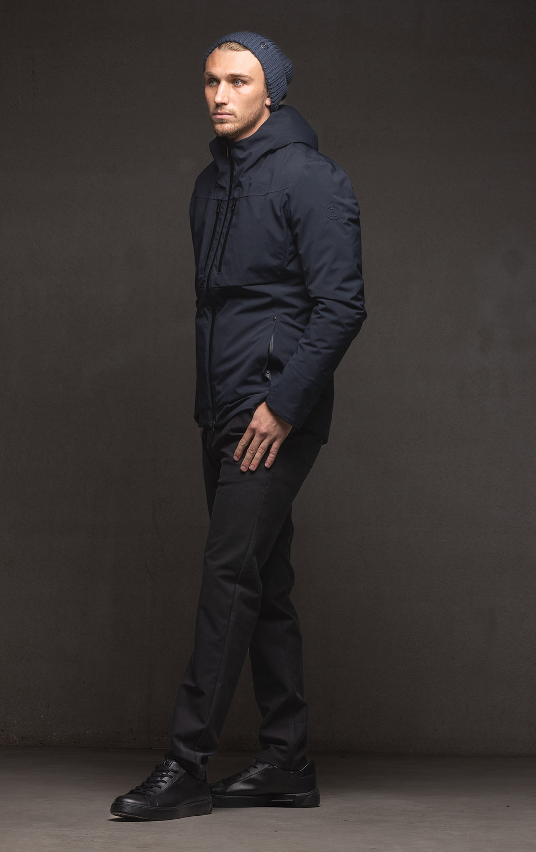 LAMINATED PRIMALOFT COAT
