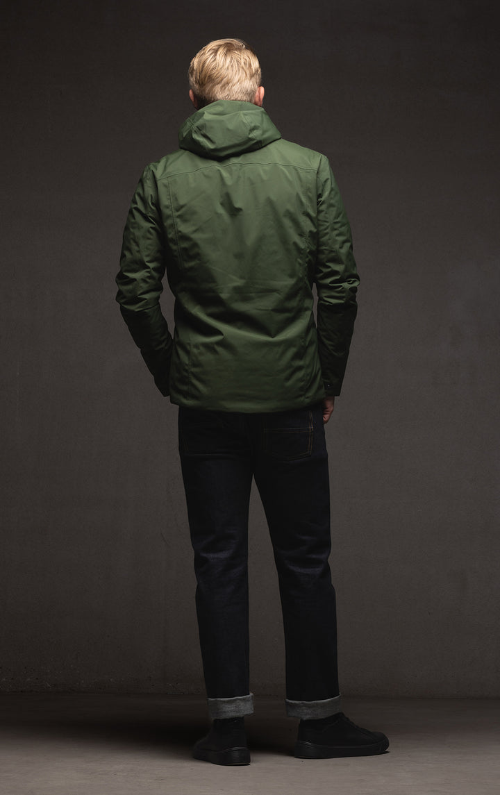 LAMINATED PRIMALOFT COAT