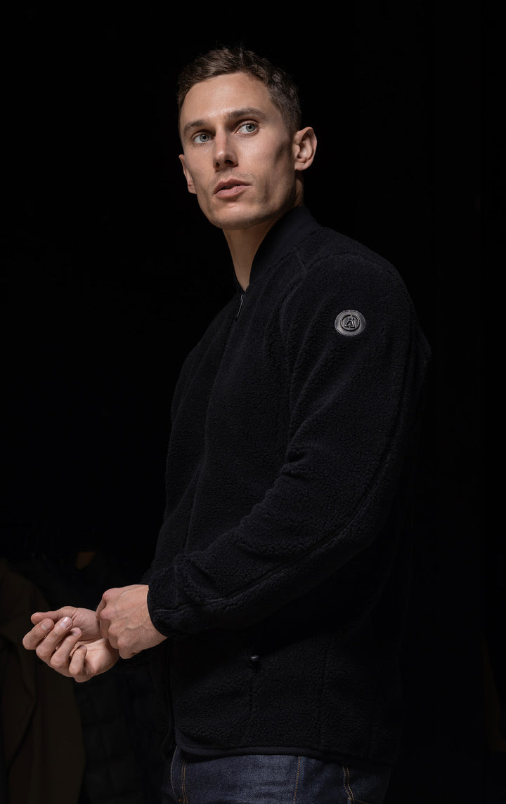 FLEECE JACKET