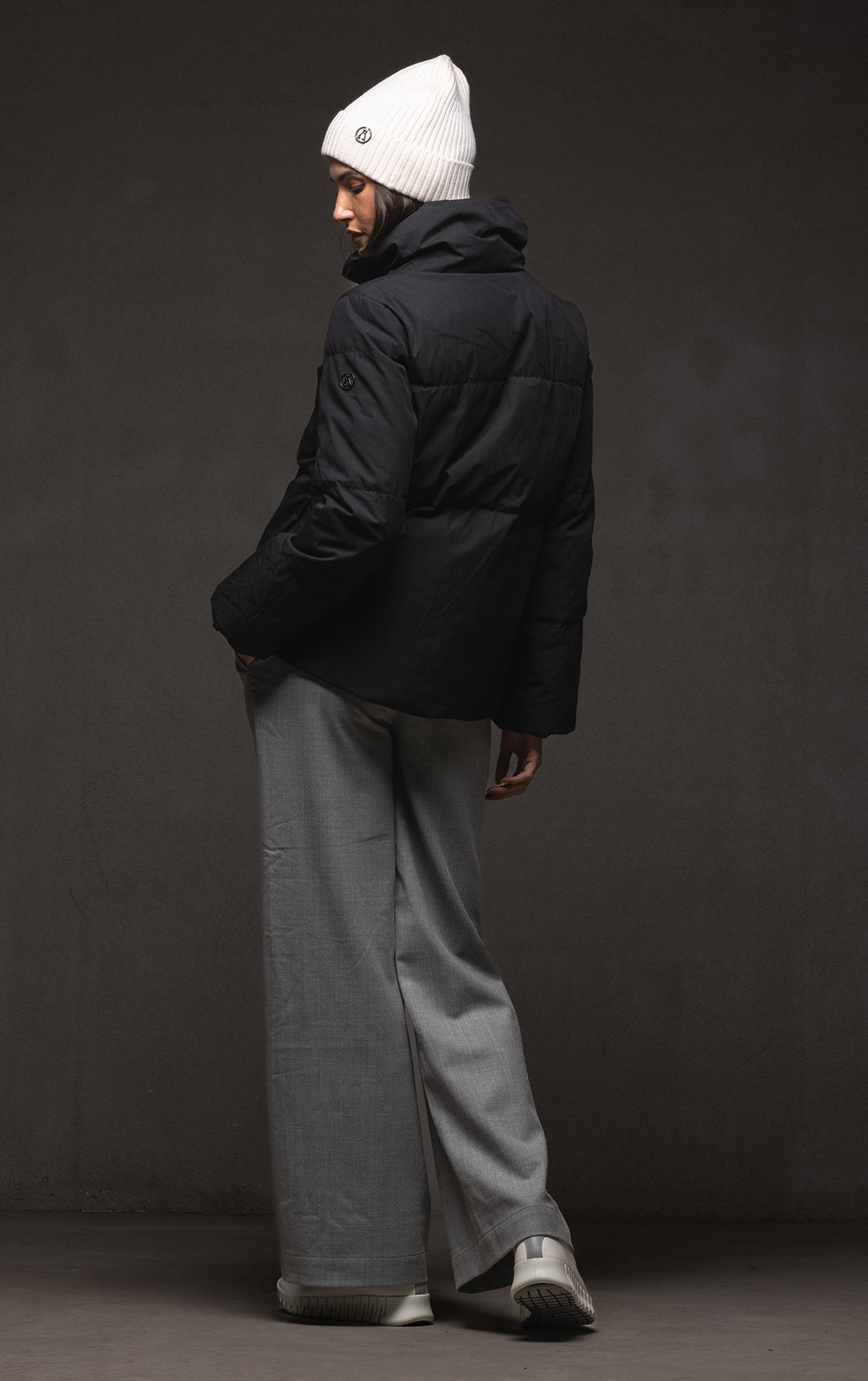 WOOL FLANNEL WIDE LEG TROUSER