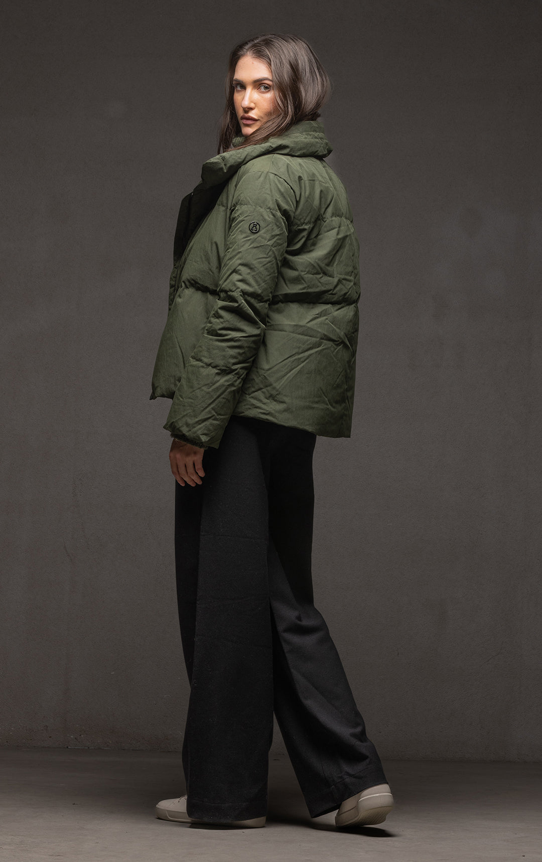 HIGH COLLAR DOWN JACKET