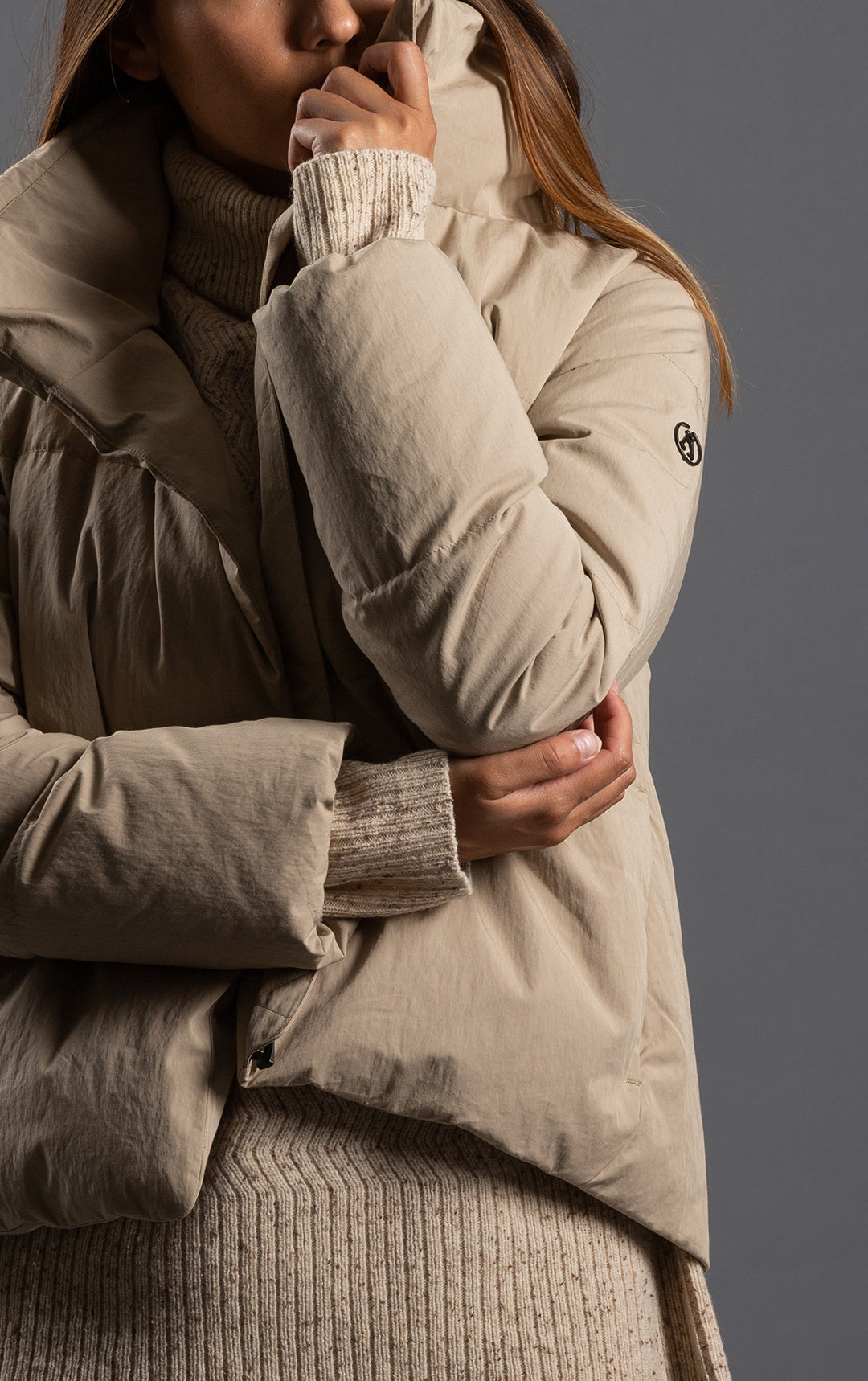 HIGH COLLAR DOWN JACKET
