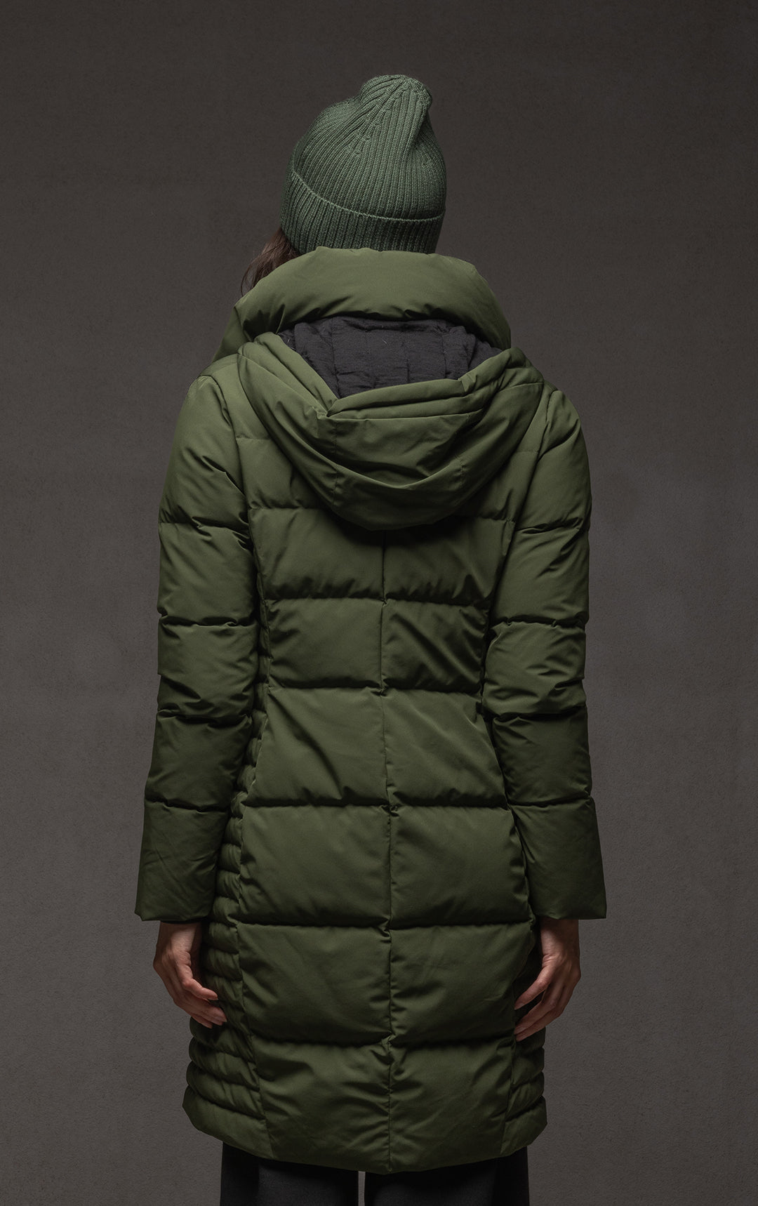 LAMINATED DOWN COAT
