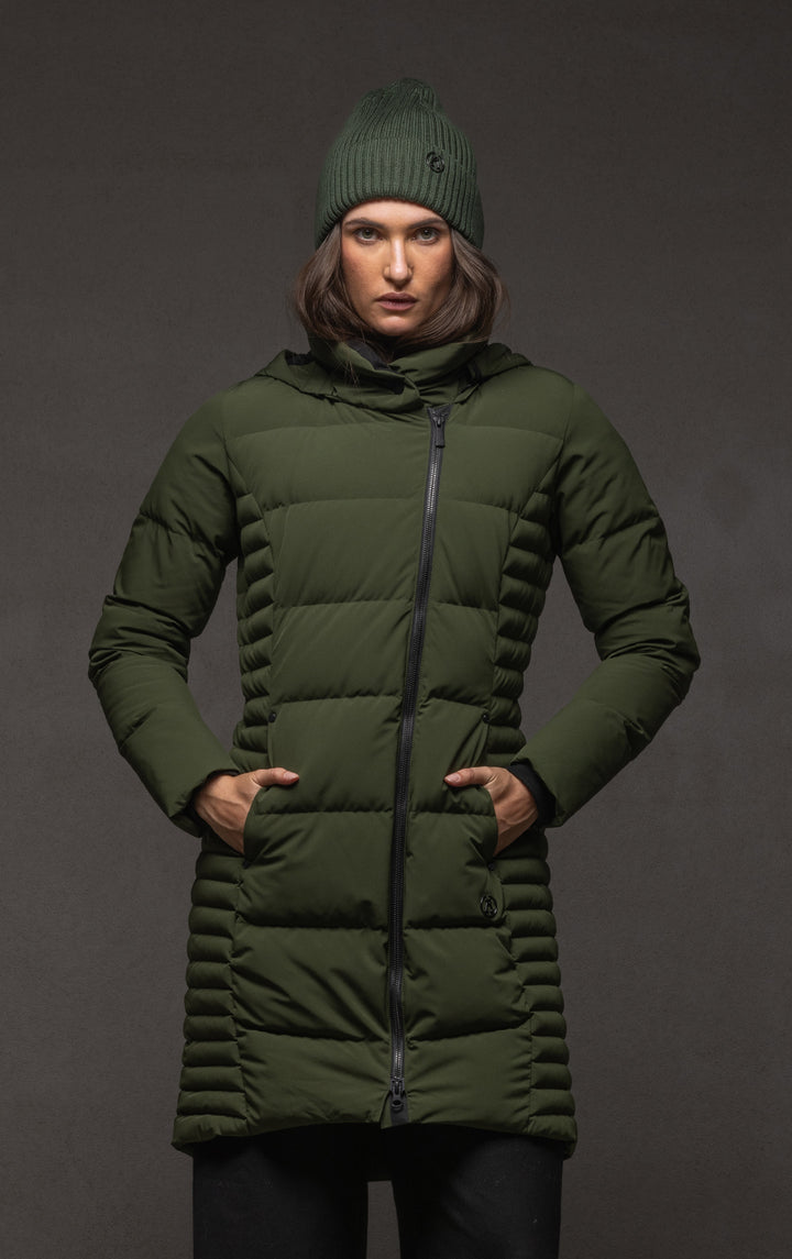 LAMINATED DOWN COAT
