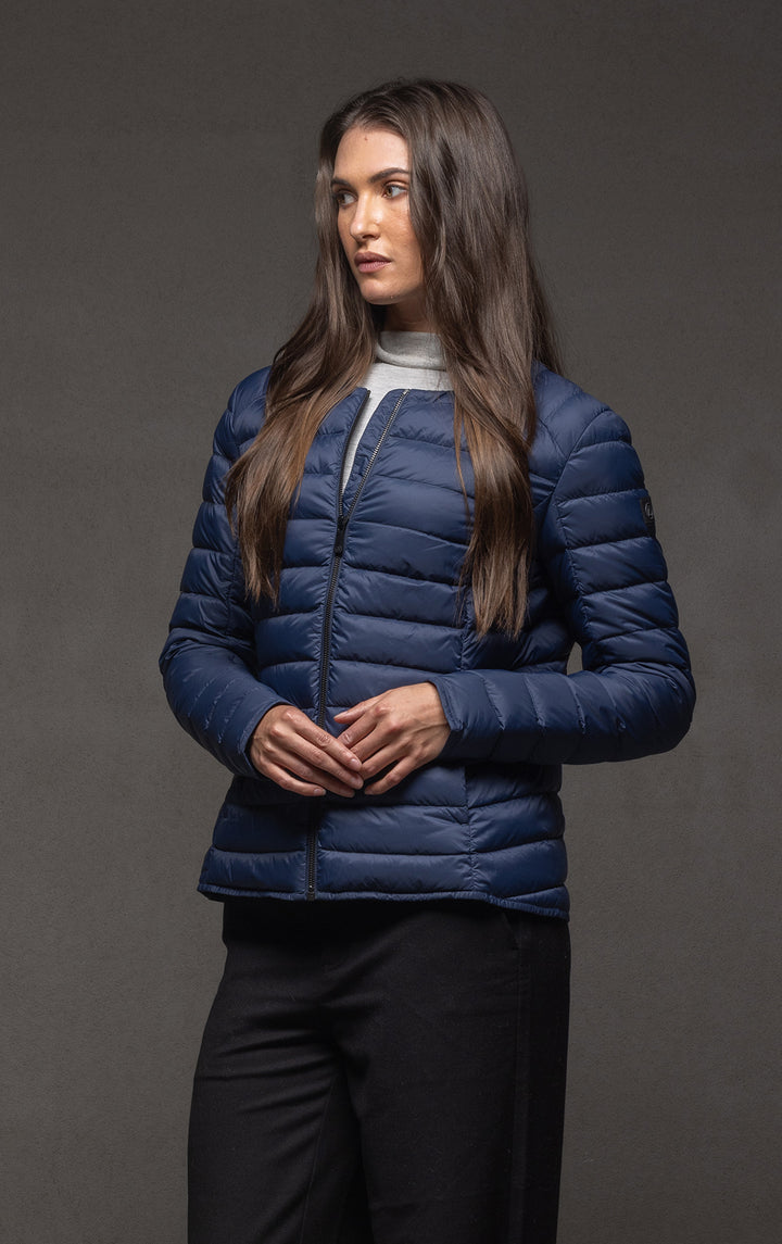 ESSENTIAL LIGHTWEIGHT DOWN JACKET