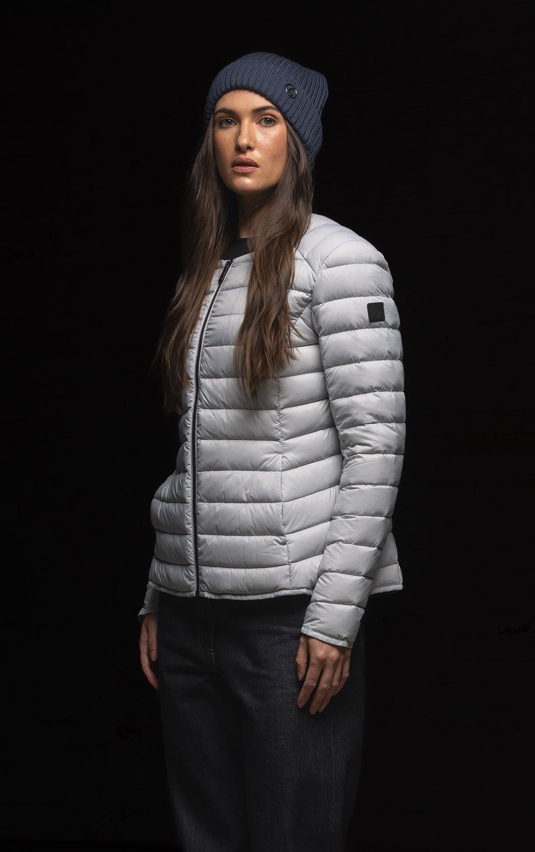 ESSENTIAL LIGHTWEIGHT DOWN JACKET