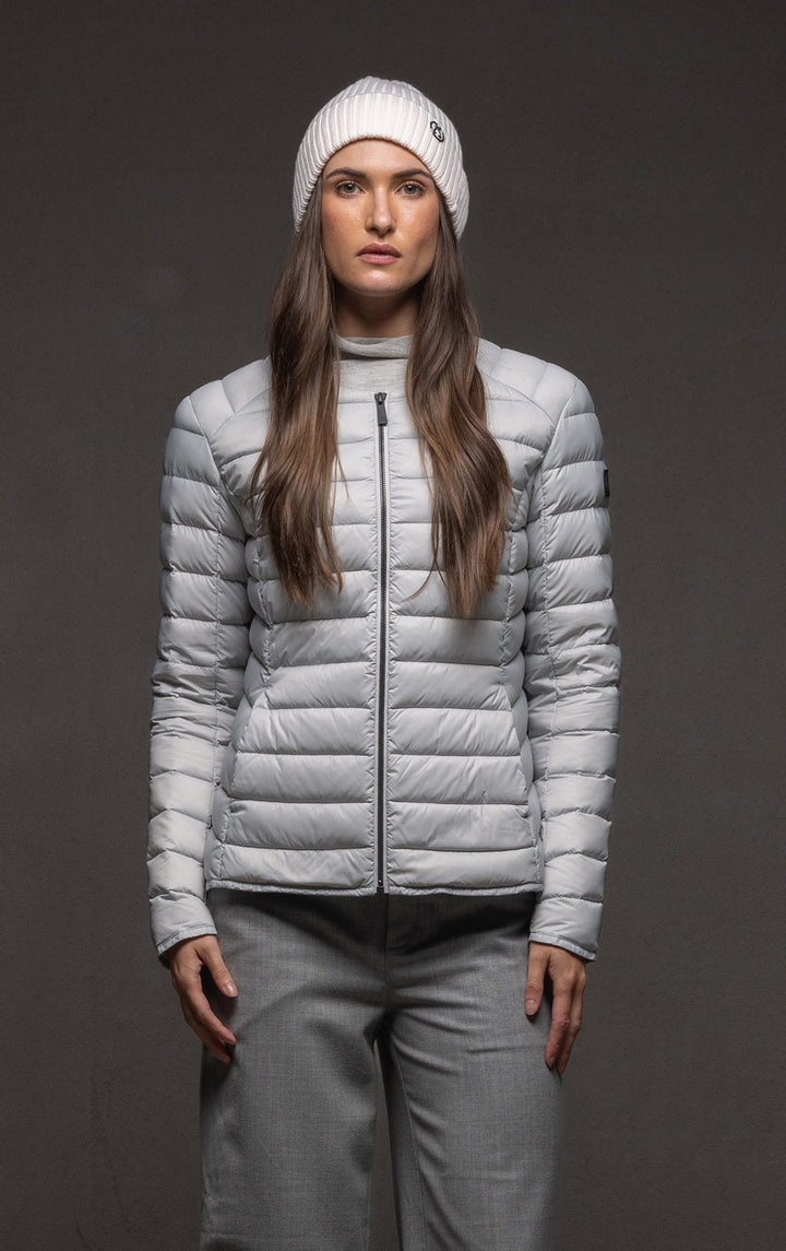 ESSENTIAL LIGHTWEIGHT DOWN JACKET