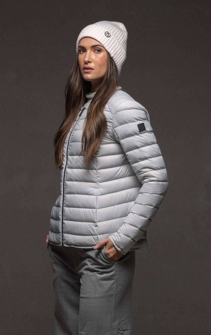 ESSENTIAL LIGHTWEIGHT DOWN JACKET