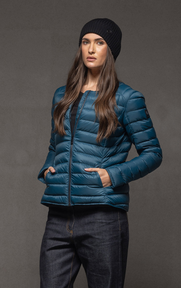 ESSENTIAL LIGHTWEIGHT DOWN JACKET