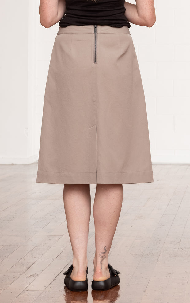 PERFORMANCE TWILL SKIRT