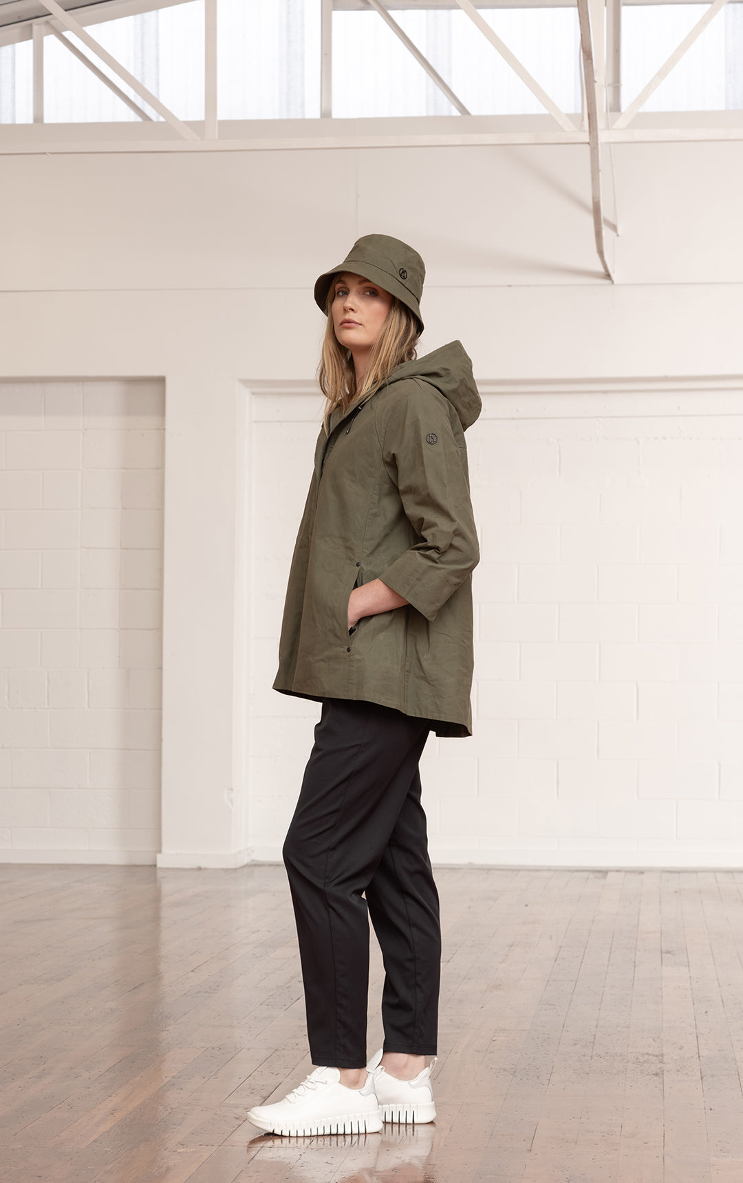 WAXED COTTON SWING SHELL - CLEARANCE