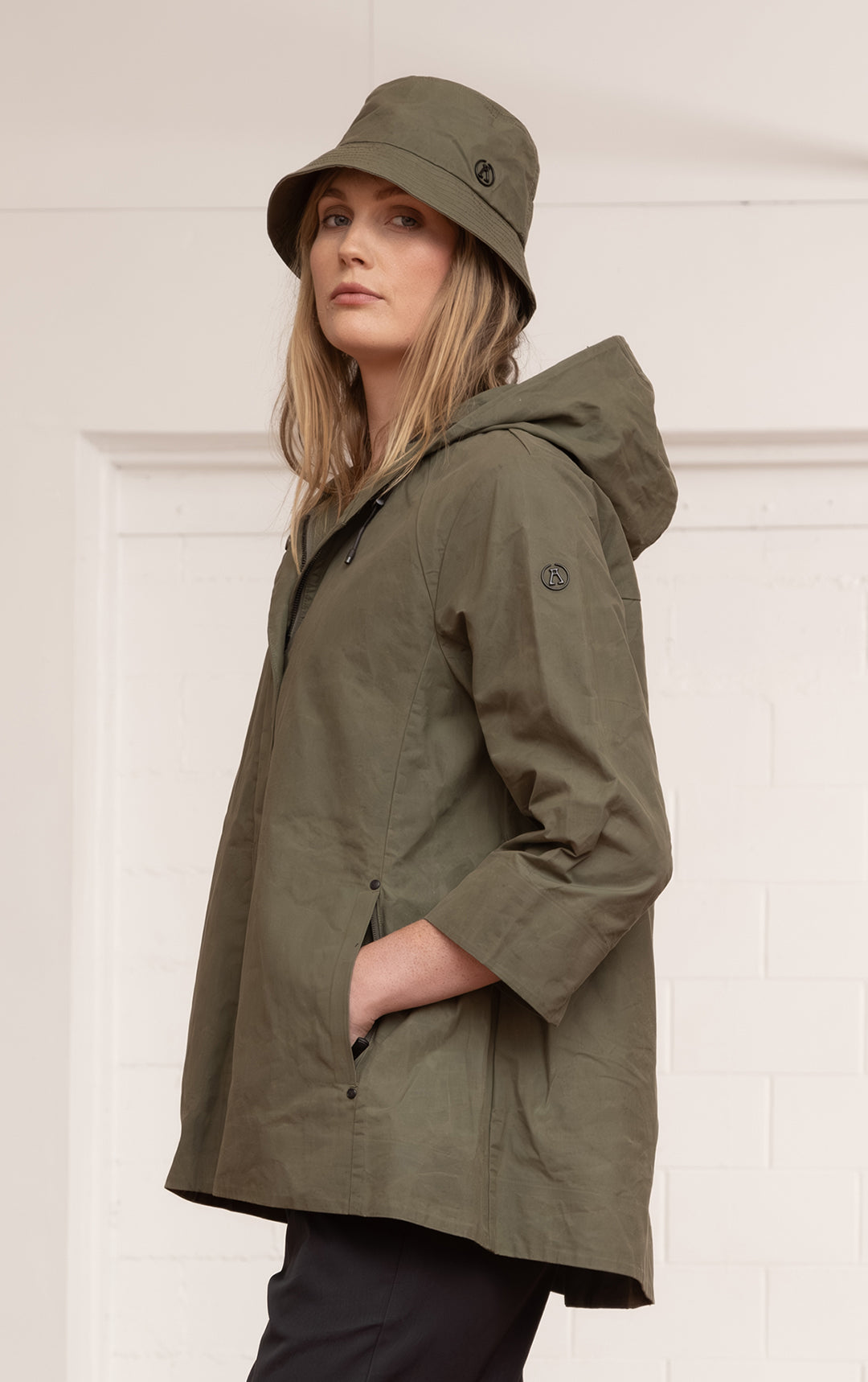 WAXED COTTON SWING SHELL - CLEARANCE