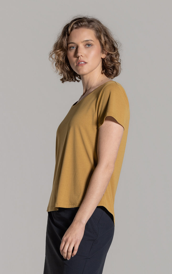 ASTY PERFORMANCE TEE