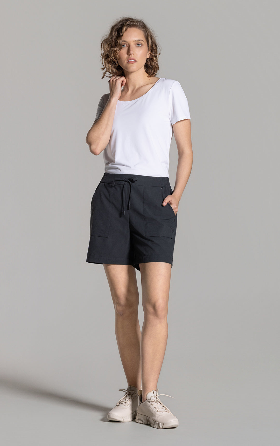 ASTY PERFORMANCE TEE