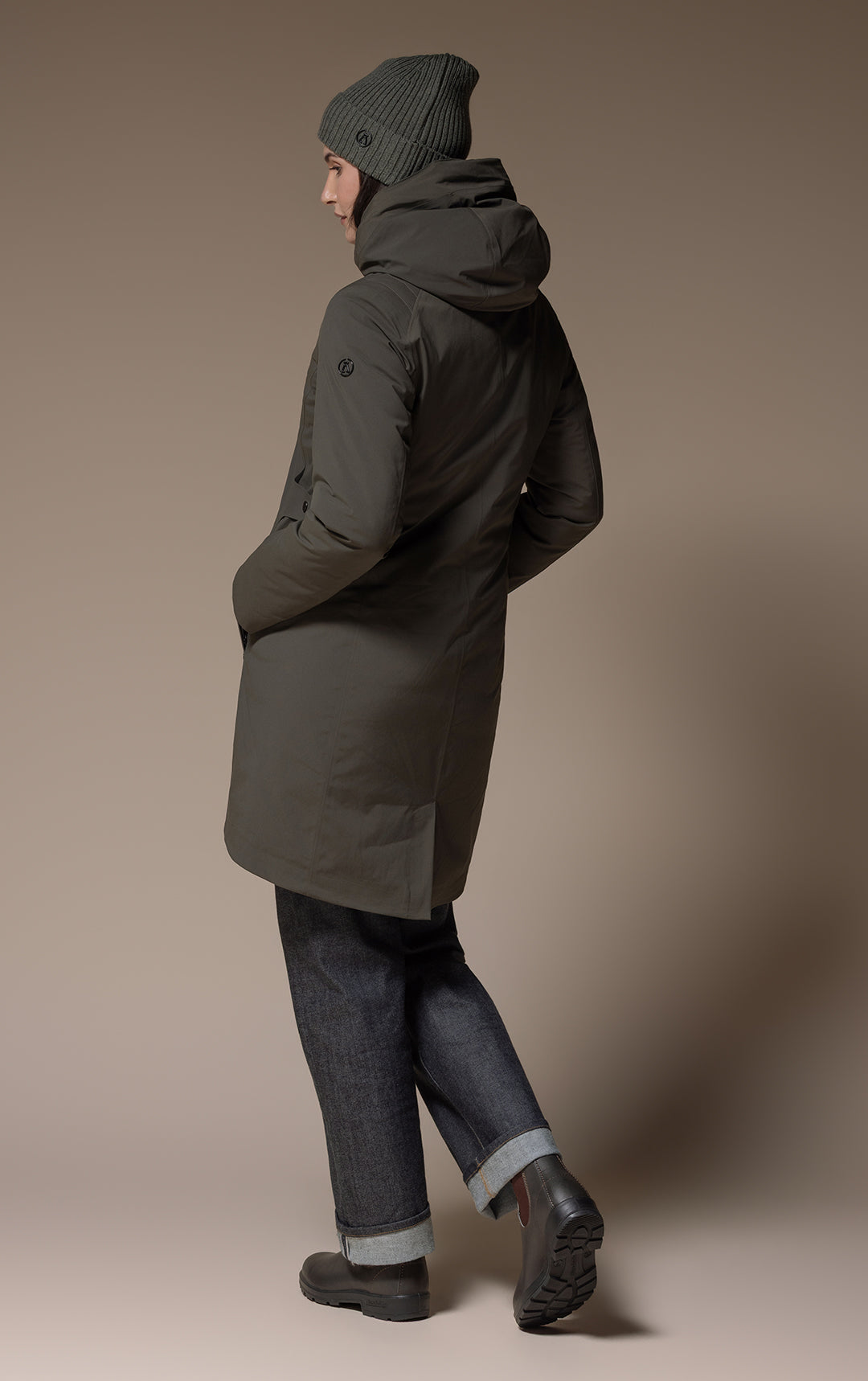 HOODED DOWN PARKA