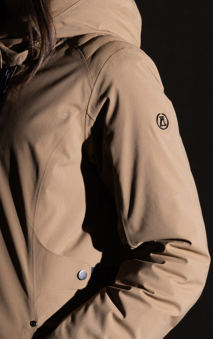 HOODED DOWN PARKA