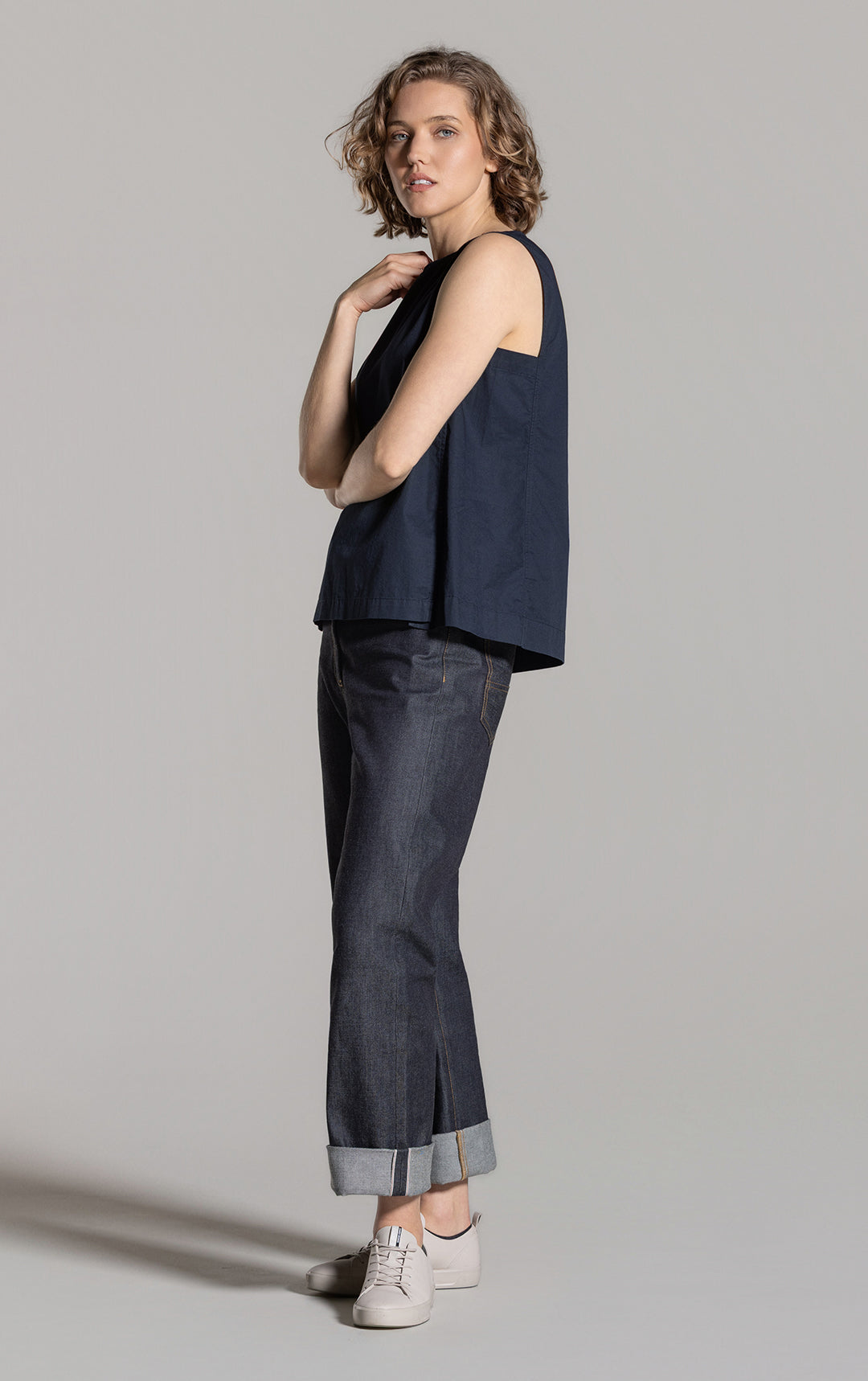 ORGANIC COTTON SLEEVELESS TOP