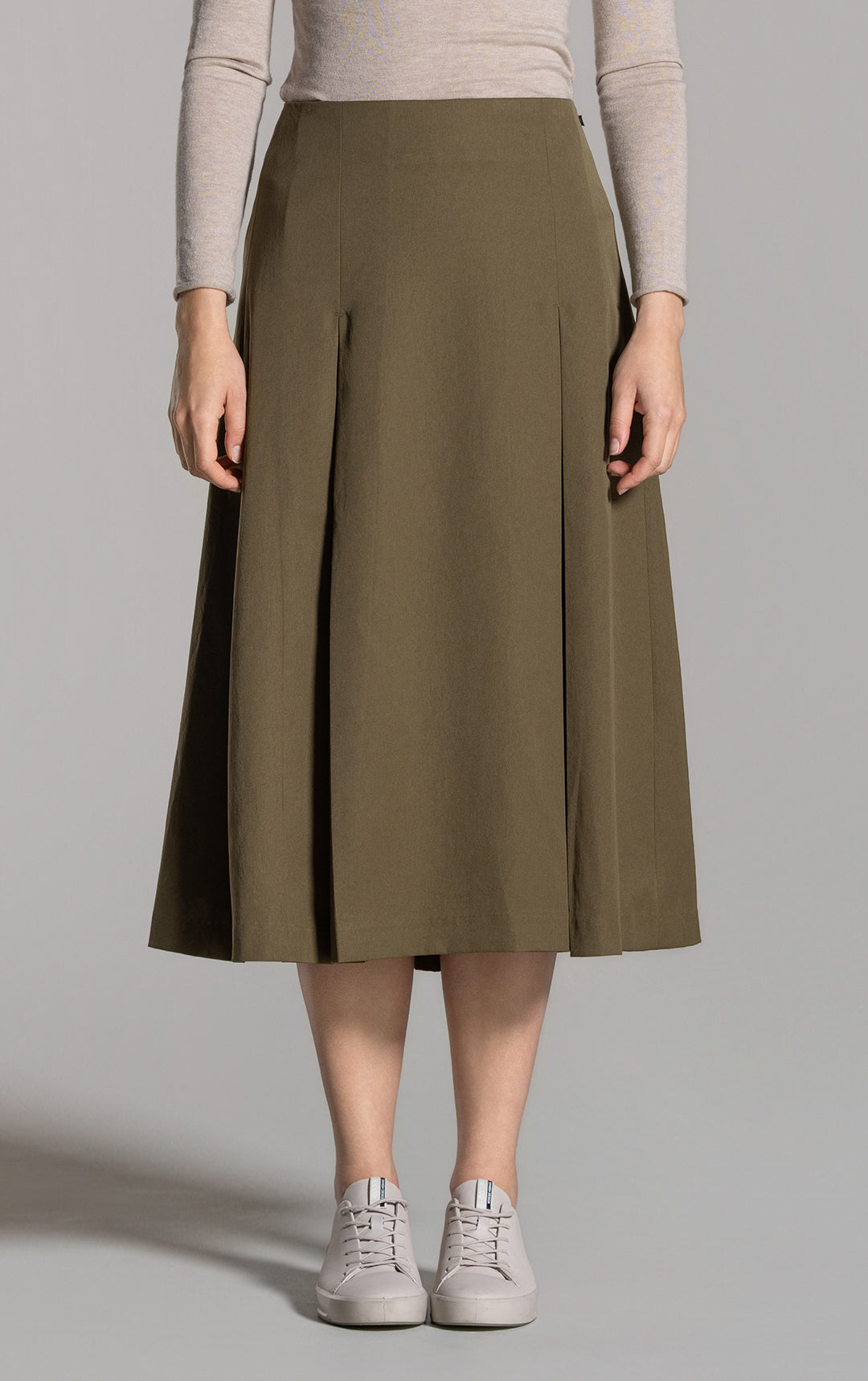 PERFORMANCE TWILL BOX PLEAT SKIRT