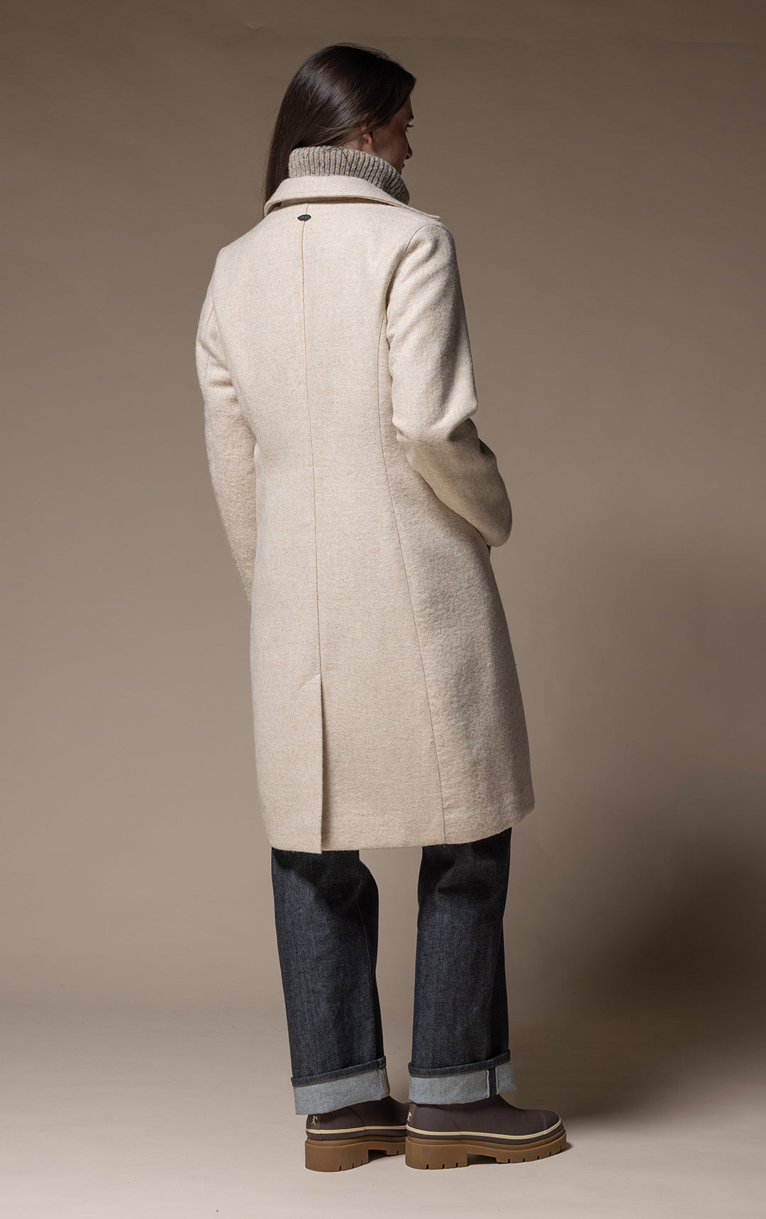 SINGLE BREASTED WOOL COAT