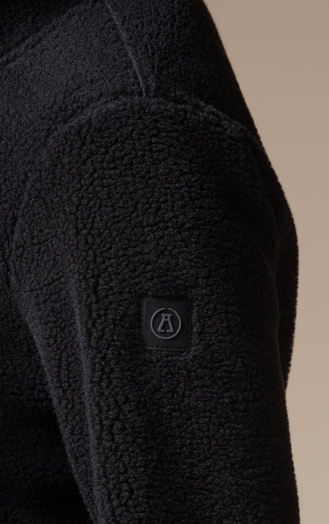 HOODED FLEECE PULLOVER