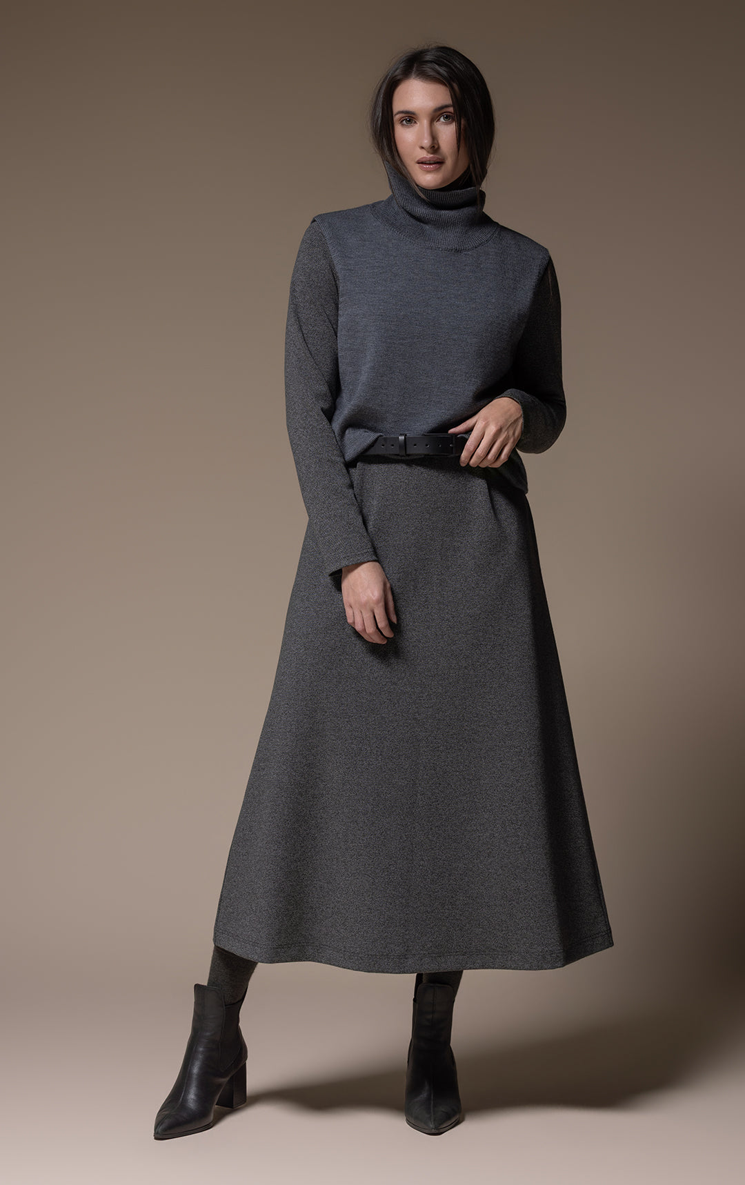 KNIT DRESS