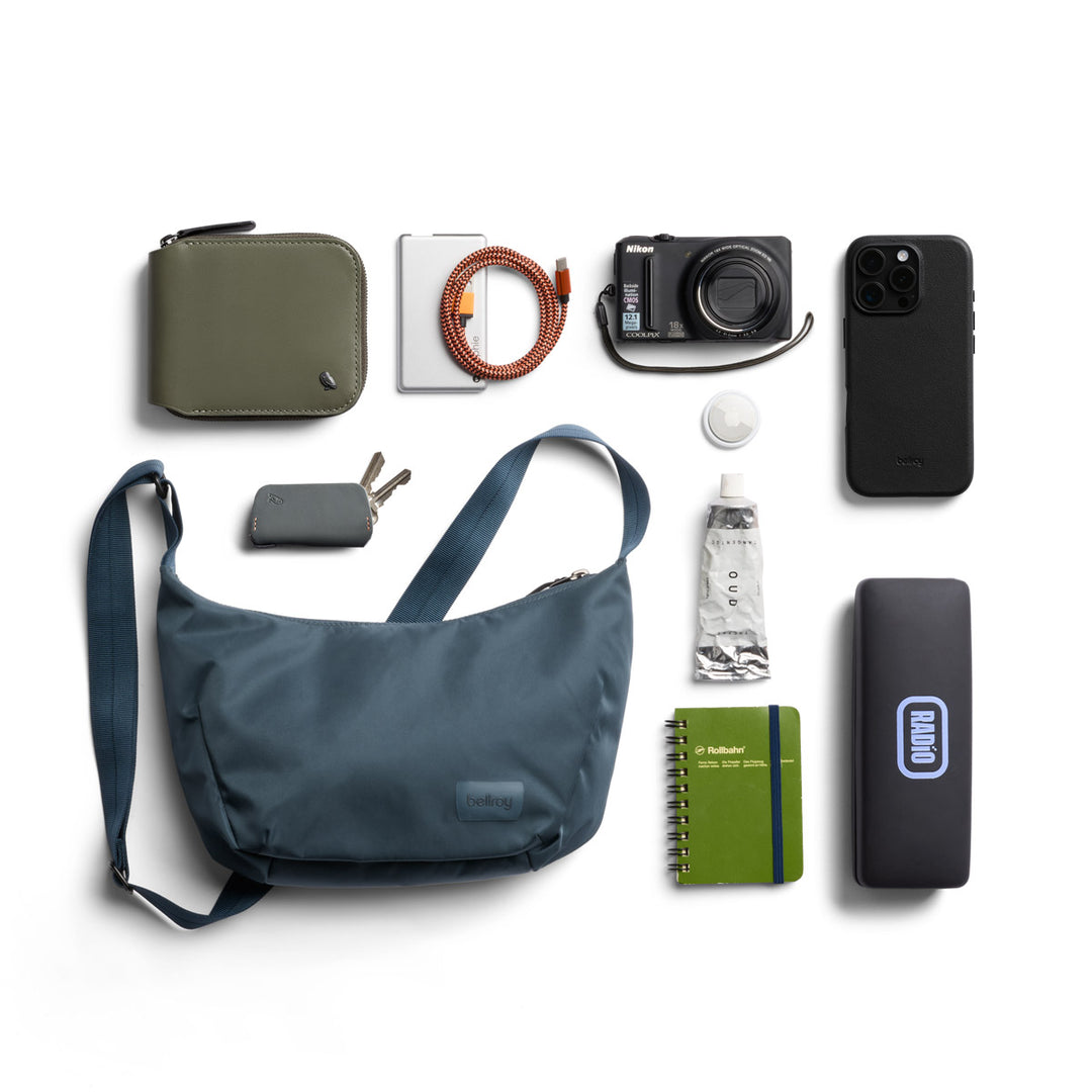BELLROY - LANEWAY CRESCENT BAG 2.5L