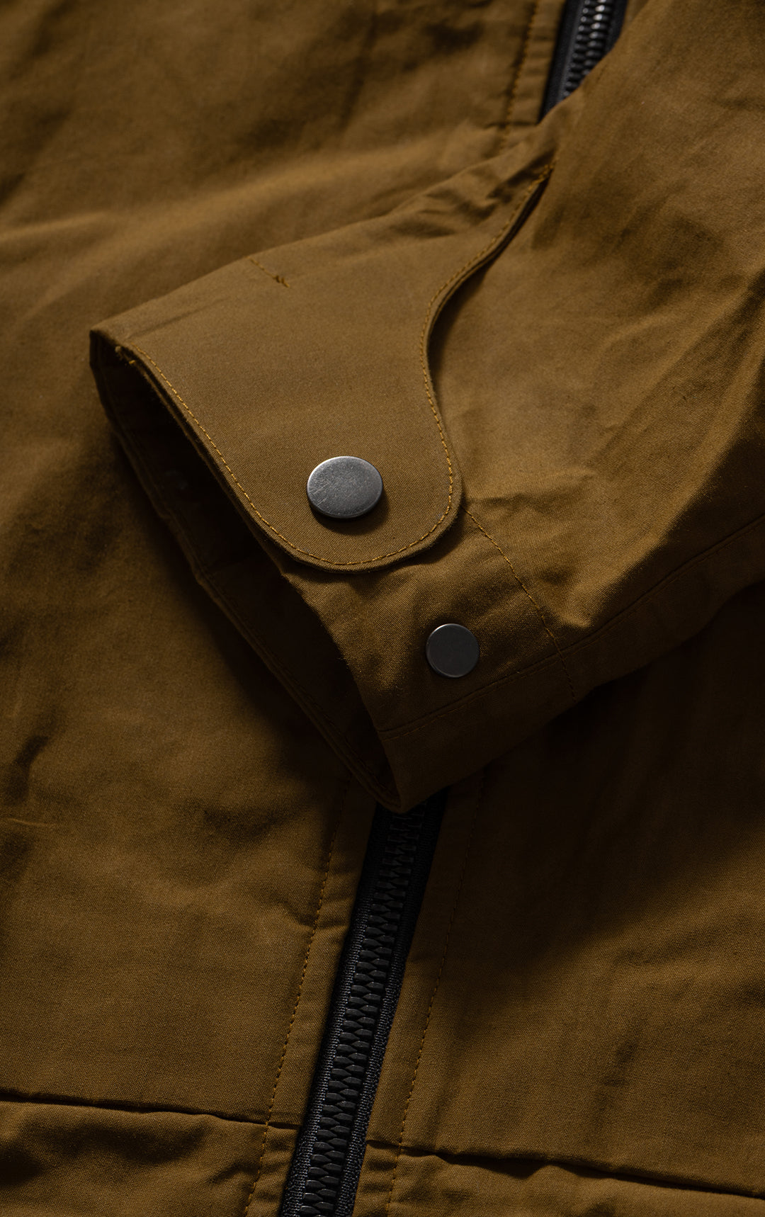 WAXED COTTON HOODED JACKET