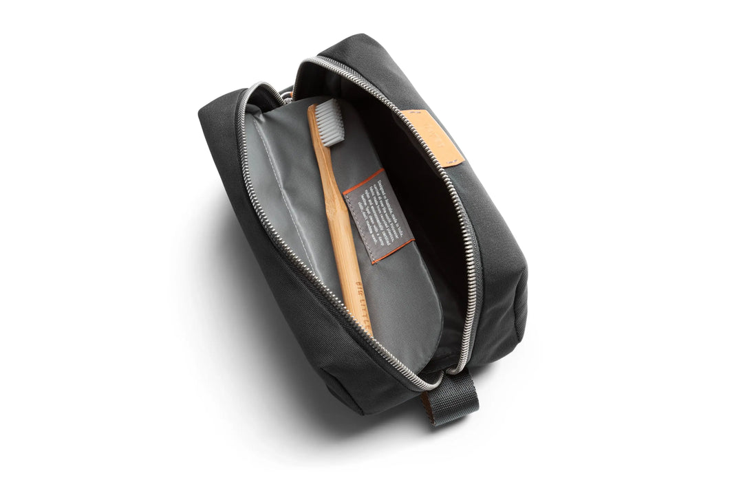 BELLROY - TOILETRY KIT Outside suppliers